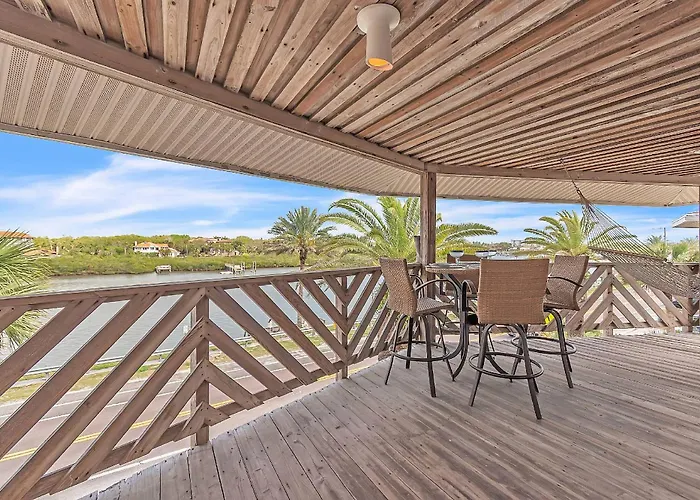 Cypress-n-sun B-3 Holiday home *